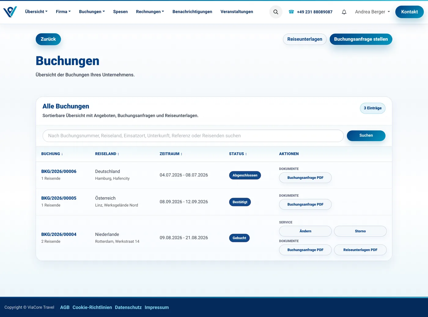 Buchungsliste im Kundenportal mit Buchungsnummer, Reiseland, Zeitraum, Status und Aktionen